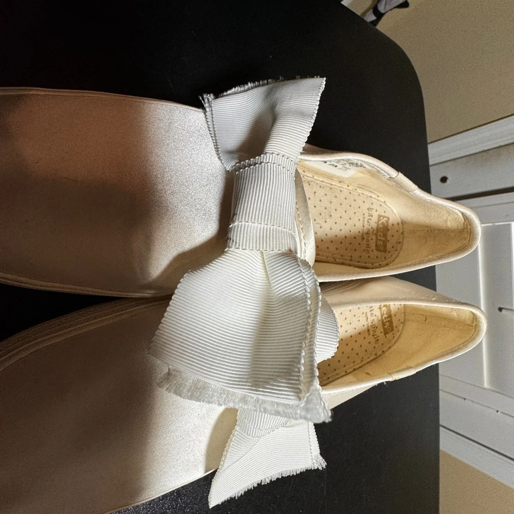 Kate Spade  ked’s satin bow slip on sneakers 9.5